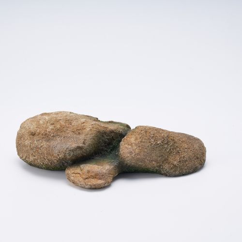 Pet simulation rock landscape stone sunbathing platform